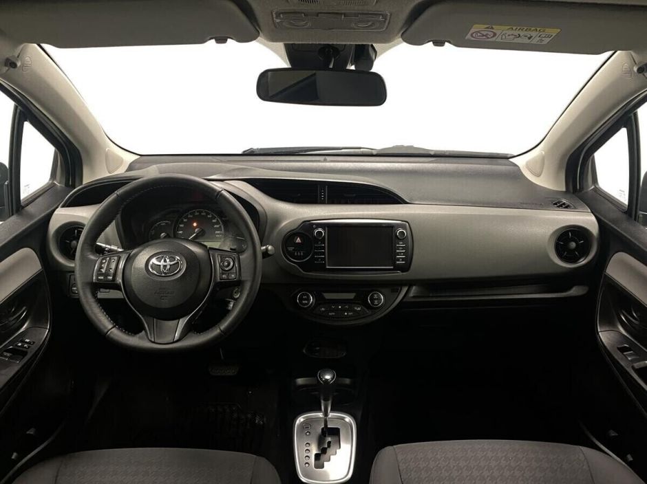 Toyota Yaris 1.5 CVT, 2017, 82 000 км фото 6