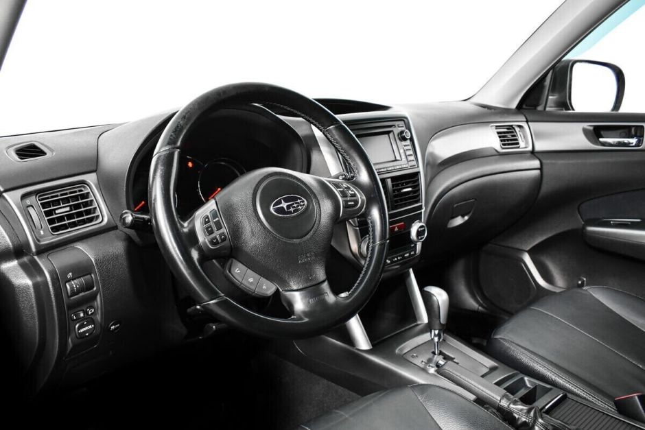 Subaru Forester 2.5 АКПП, 2011, 148 000 км фото 5
