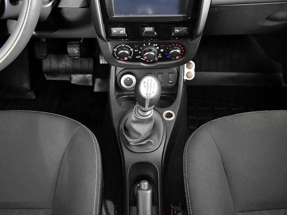 Renault Duster 1.5 МКПП, 2018, 67 000 км фото 9