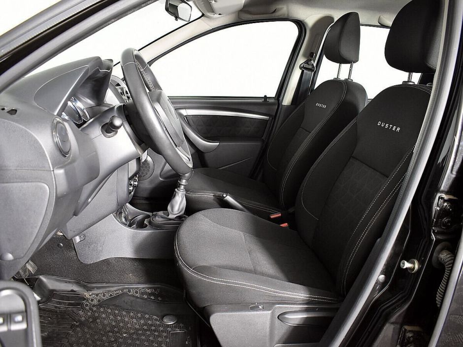 Renault Duster 2.0 МКПП, 2018, 68 000 км фото 5