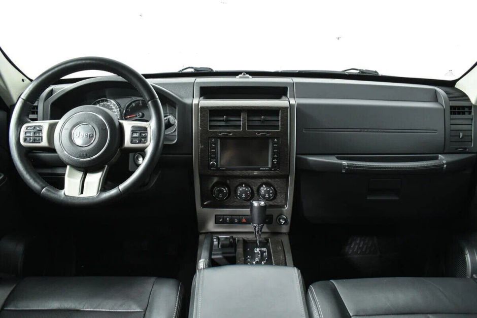 Jeep Cherokee 2.8 АКПП, 2012, 136 000 км фото 6