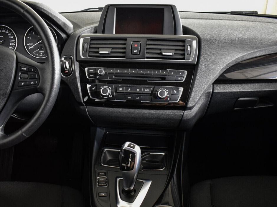 BMW 1 серии 1.6 АКПП, 2015, 98 000 км фото 5