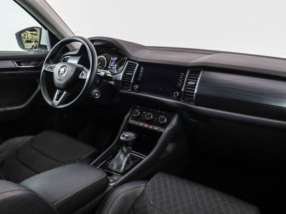 Skoda Kodiaq 1.5 РКПП, 2020, 46 000 км фото 8