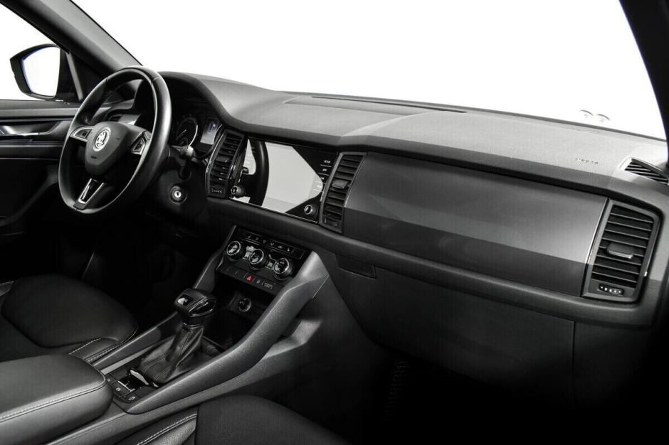 Skoda Kodiaq 2.0 РКПП, 2020, 50 000 км фото 9