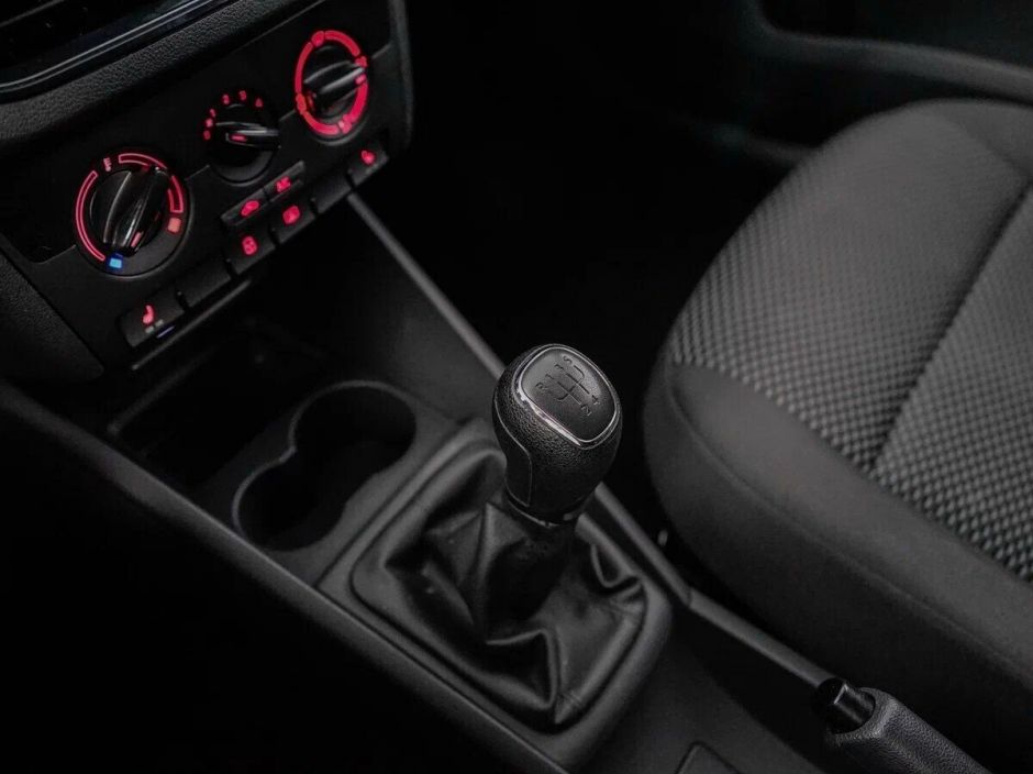 Volkswagen Polo 1.6 МКПП, 2020, 42 000 км фото 10