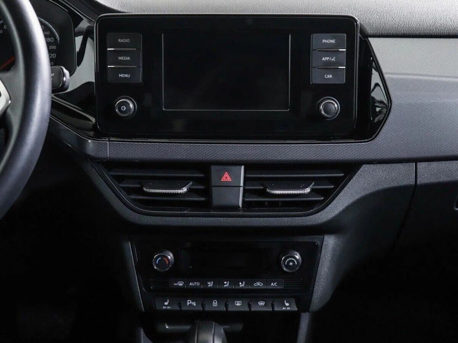 Volkswagen Polo 1.6 АКПП, 2021, 35 000 км фото 7