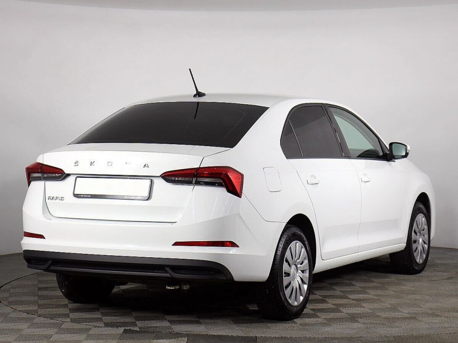 Skoda Rapid 1.6 АКПП, 2021, 28 000 км фото 2
