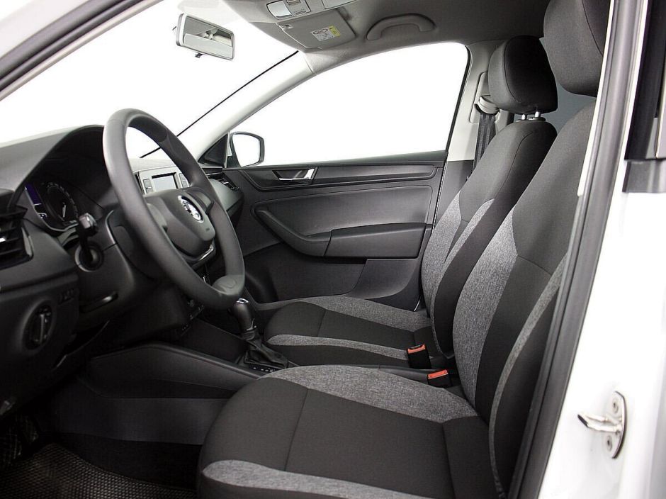 Skoda Rapid 1.6 АКПП, 2021, 28 000 км фото 7