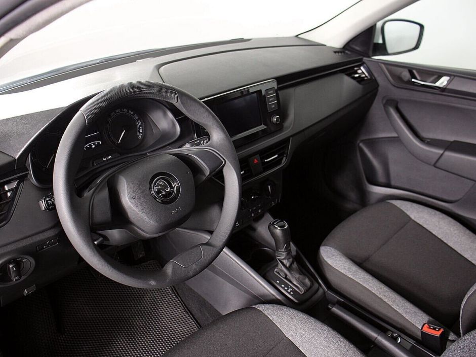 Skoda Rapid 1.6 АКПП, 2021, 28 000 км фото 8