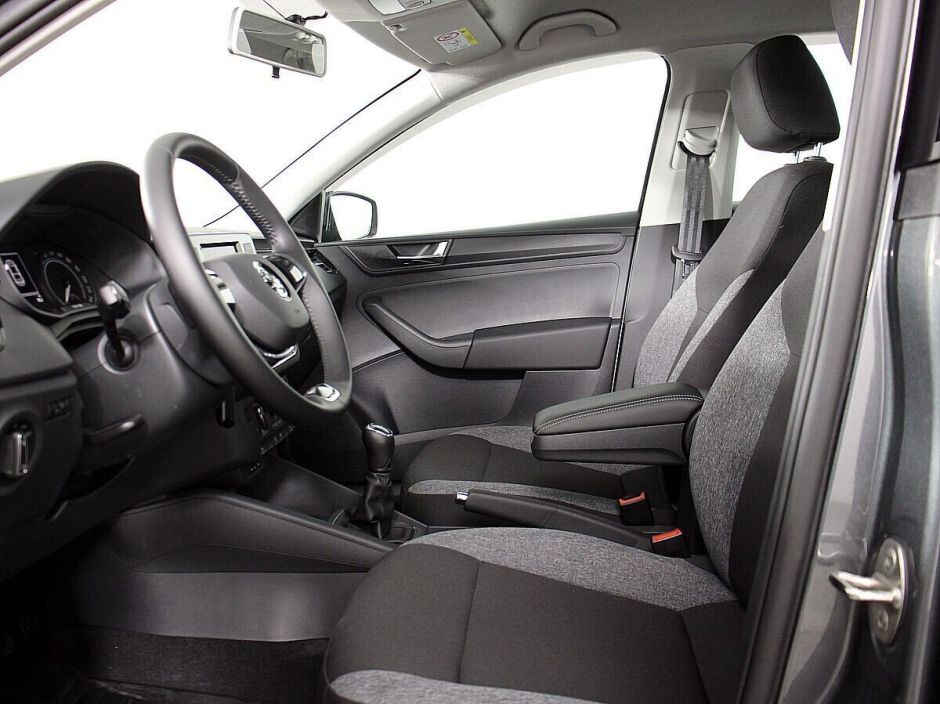 Skoda Rapid 1.6 МКПП, 2021, 29 000 км фото 7