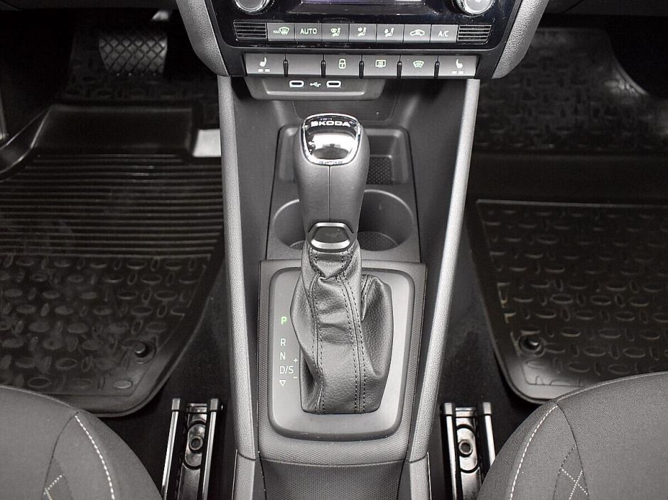 Skoda Rapid 1.6 АКПП, 2020, 38 000 км фото 9