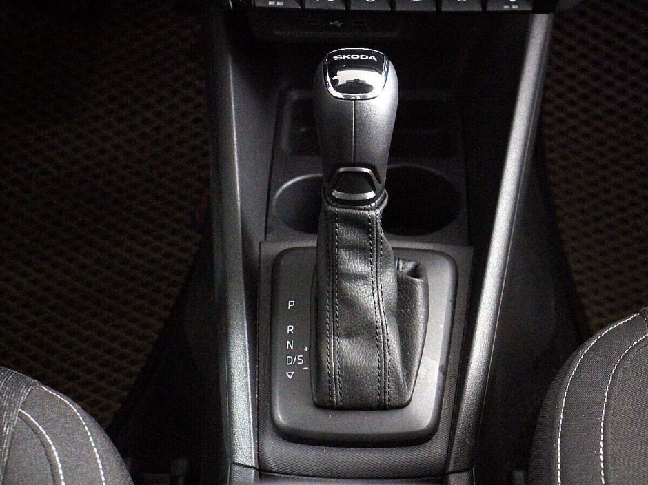 Skoda Rapid 1.4 РКПП, 2021, 23 000 км фото 13