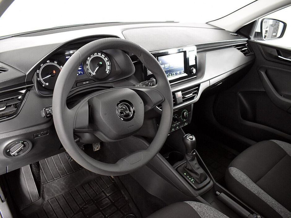 Skoda Rapid 1.6 АКПП, 2021, 24 000 км фото 8