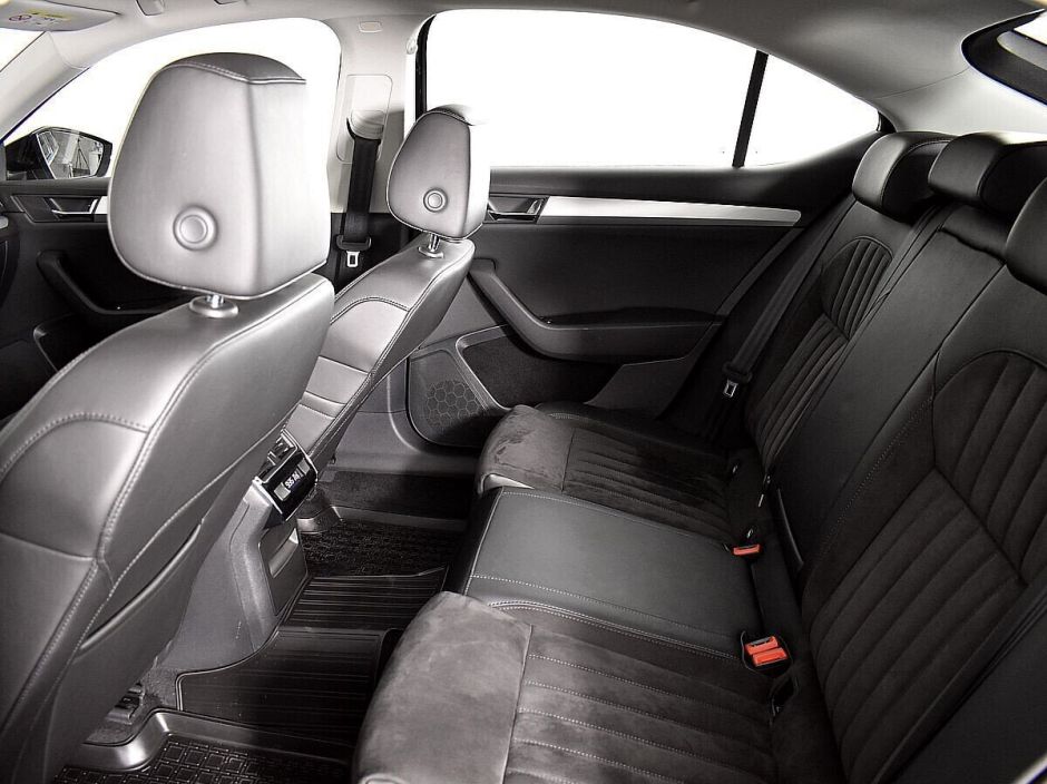 Skoda Superb 1.4 РКПП, 2016, 94 000 км фото 10