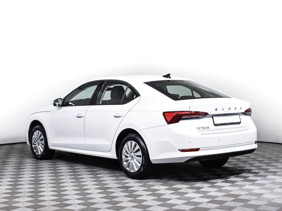 Skoda Octavia 1.4 АКПП, 2020, 35 000 км фото 4