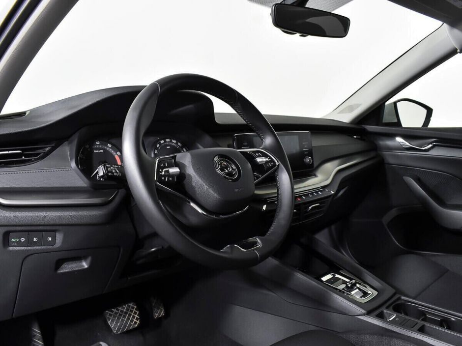 Skoda Octavia 1.4 АКПП, 2020, 35 000 км фото 5