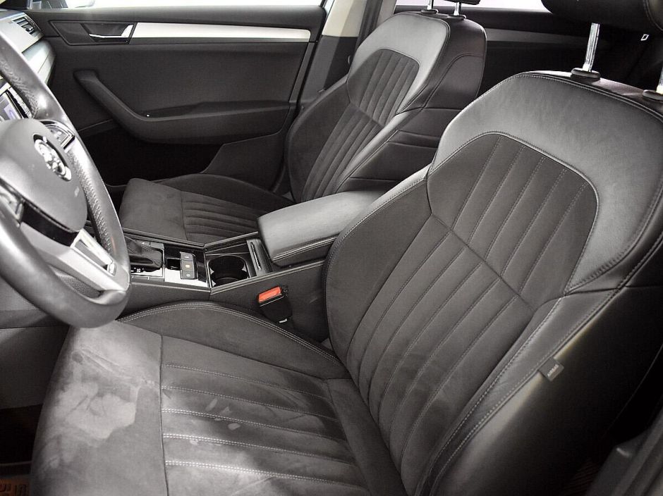 Skoda Superb 1.4 РКПП, 2017, 71 000 км фото 7