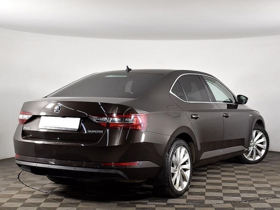 Skoda Superb 2.0 РКПП, 2016, 89 000 км фото 2