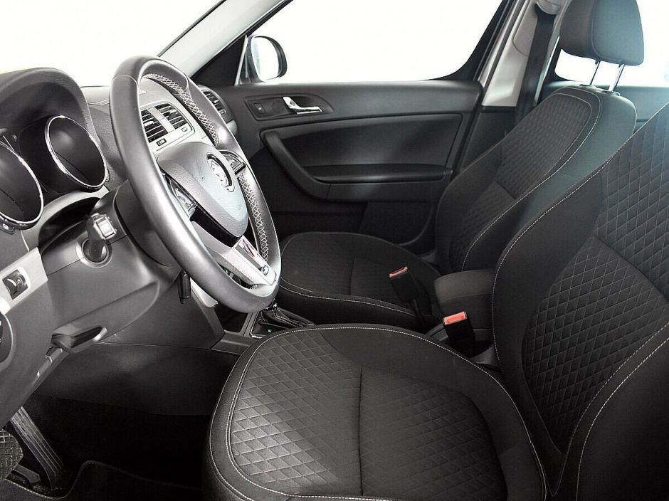 Skoda Yeti 1.8 РКПП, 2016, 89 000 км фото 7