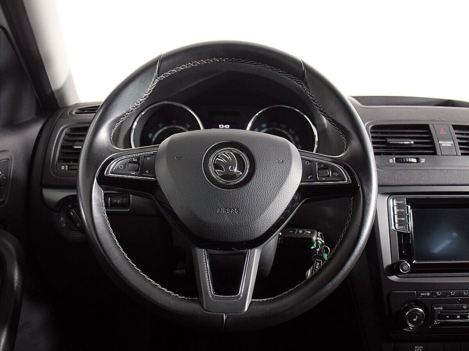 Skoda Yeti 1.6 МКПП, 2018, 65 000 км фото 9