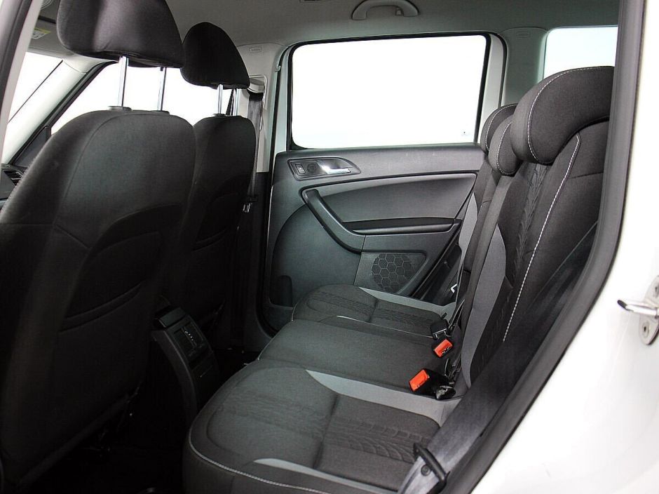 Skoda Yeti 1.6 МКПП, 2018, 65 000 км фото 12