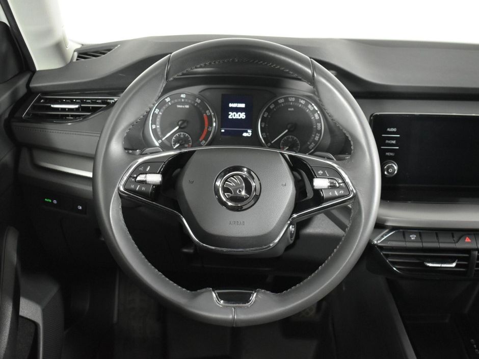 Skoda Octavia 1.6 АКПП, 2021, 24 000 км фото 10