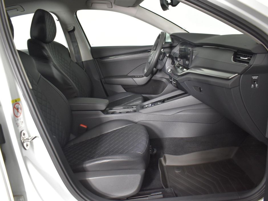 Skoda Octavia 1.6 АКПП, 2021, 24 000 км фото 11