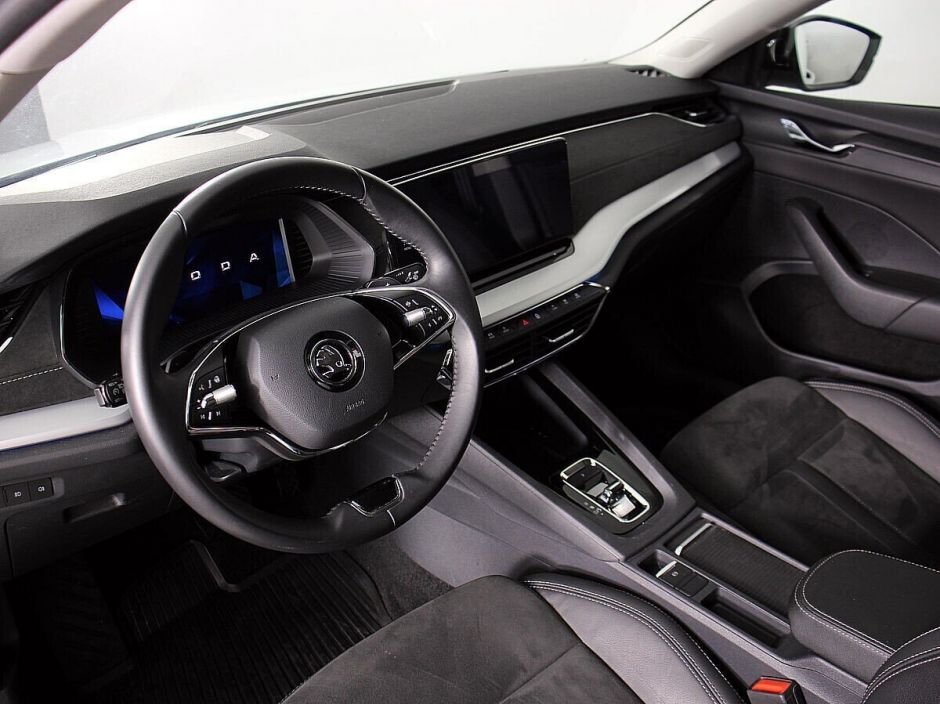 Skoda Octavia 1.4 АКПП, 2021, 34 000 км фото 8