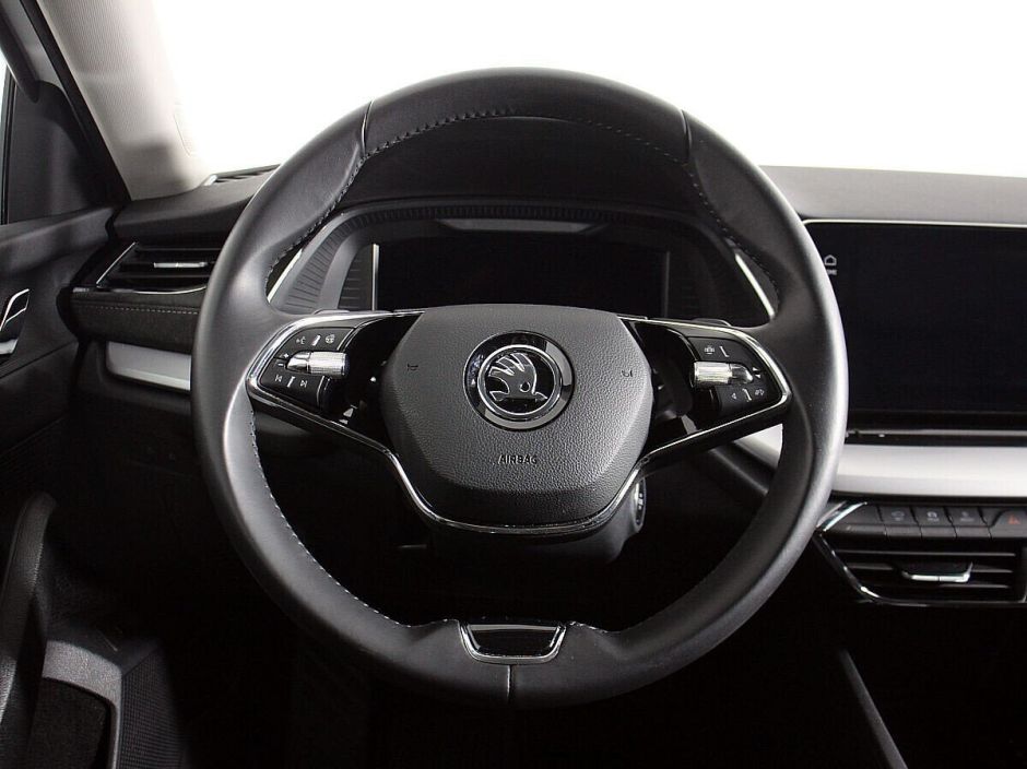 Skoda Octavia 1.4 АКПП, 2021, 34 000 км фото 9