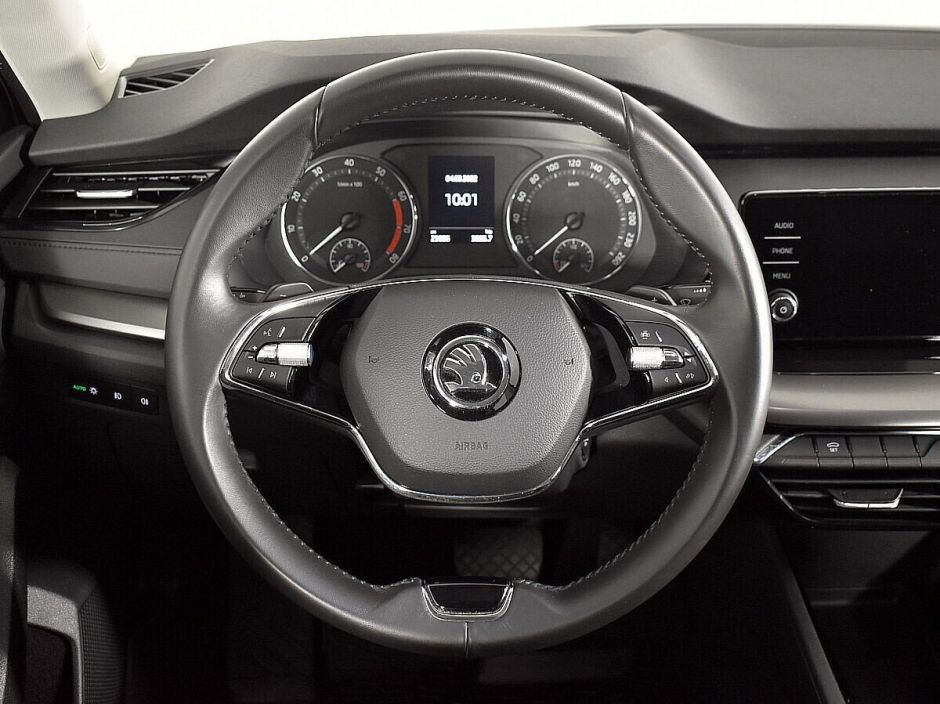 Skoda Octavia 1.4 АКПП, 2021, 37 000 км фото 9