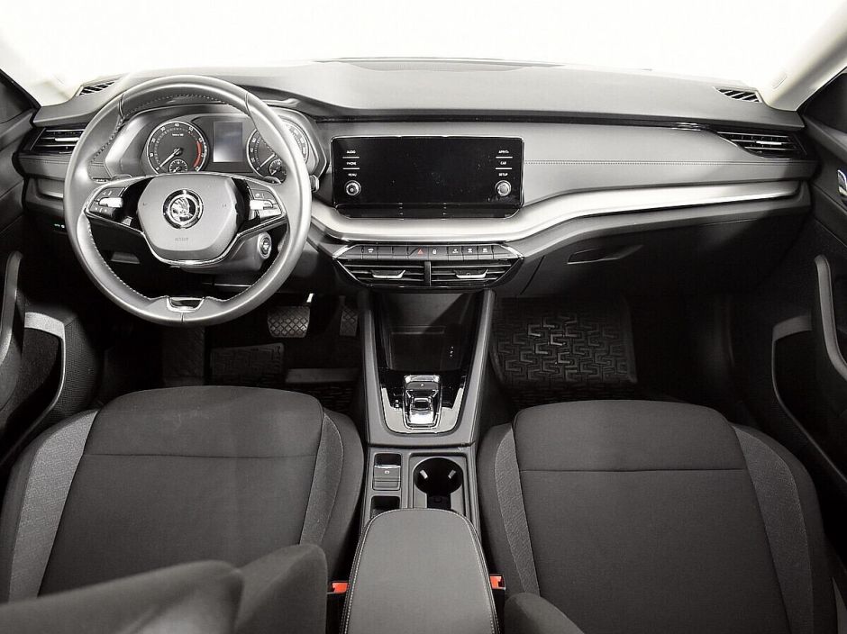 Skoda Octavia 1.4 АКПП, 2021, 37 000 км фото 10