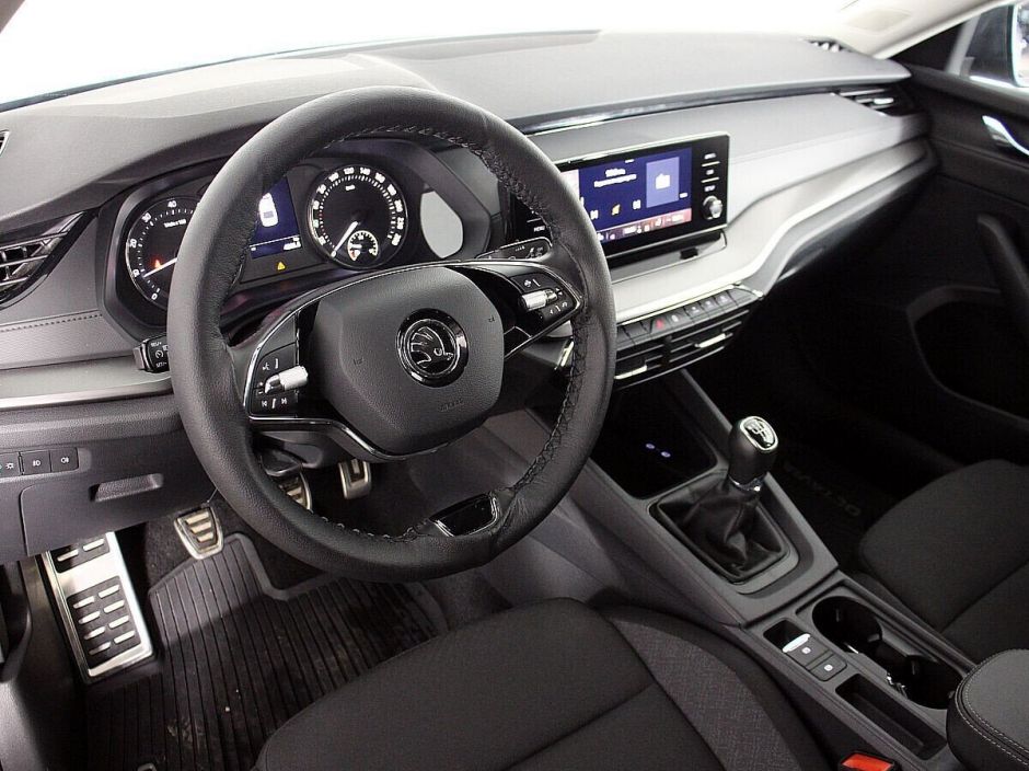 Skoda Octavia 1.4 МКПП, 2020, 49 000 км фото 8