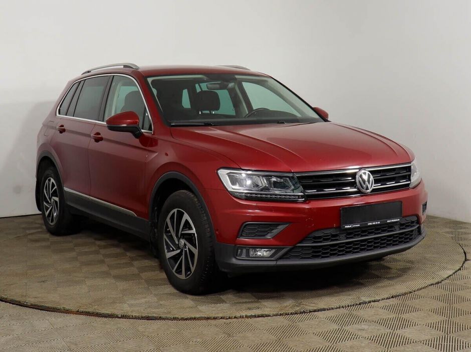 Volkswagen Tiguan 2.0 РКПП, 2018, 71 000 км фото 3