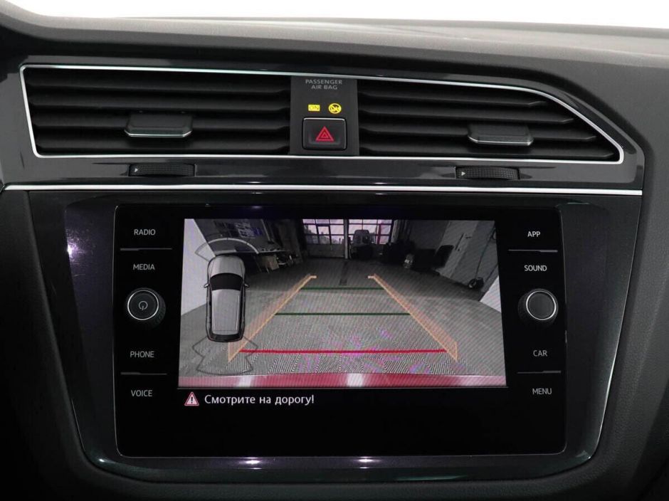 Volkswagen Tiguan 2.0 РКПП, 2018, 71 000 км фото 9