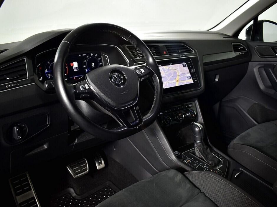 Volkswagen Tiguan 2.0 РКПП, 2019, 60 000 км фото 5