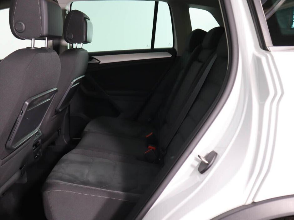 Volkswagen Tiguan 2.0 РКПП, 2020, 35 000 км фото 8