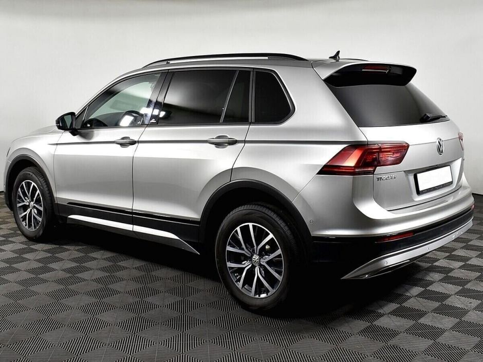 Volkswagen Tiguan 2.0 РКПП, 2019, 48 000 км фото 4