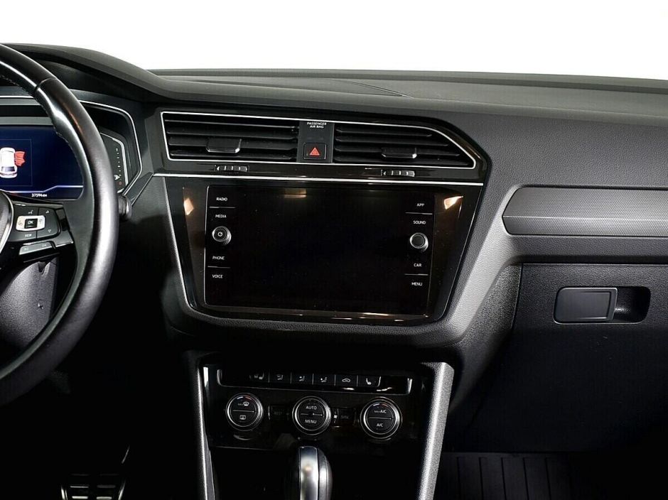 Volkswagen Tiguan 2.0 РКПП, 2019, 48 000 км фото 7