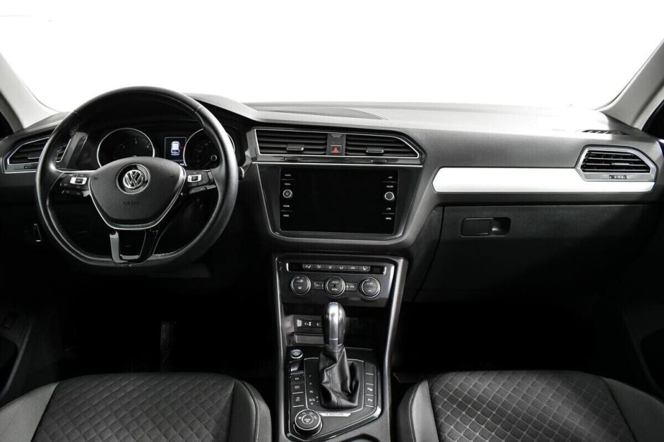 Volkswagen Tiguan 2.0 РКПП, 2017, 76 000 км фото 6