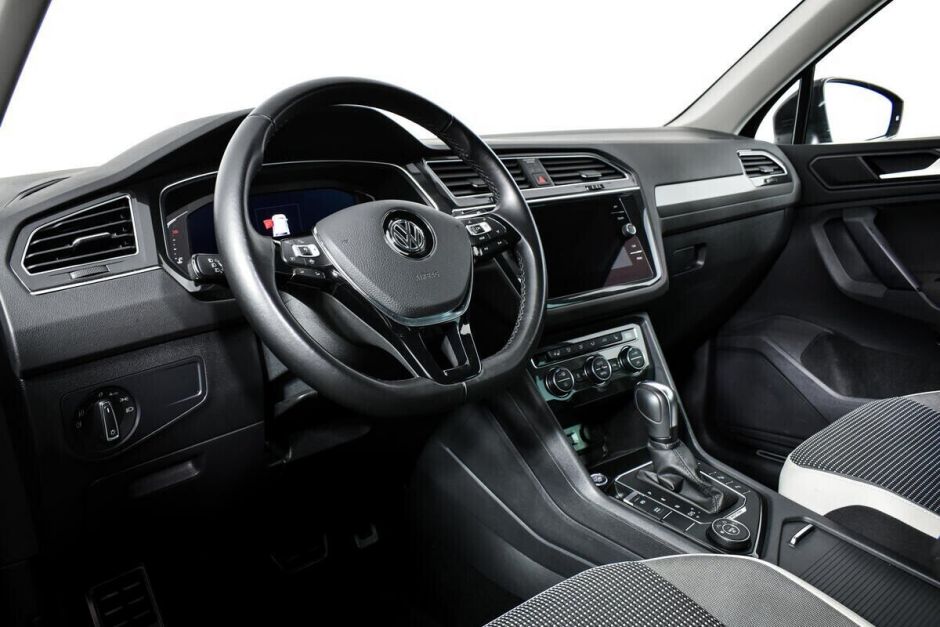 Volkswagen Tiguan 2.0 РКПП, 2020, 39 000 км фото 5