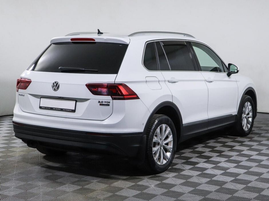 Volkswagen Tiguan 2.0 РКПП, 2018, 73 000 км фото 2