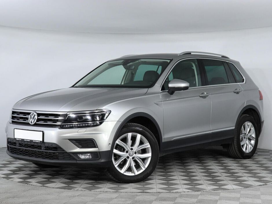 Volkswagen Tiguan 2.0 РКПП, 2017, 73 000 км фото 1