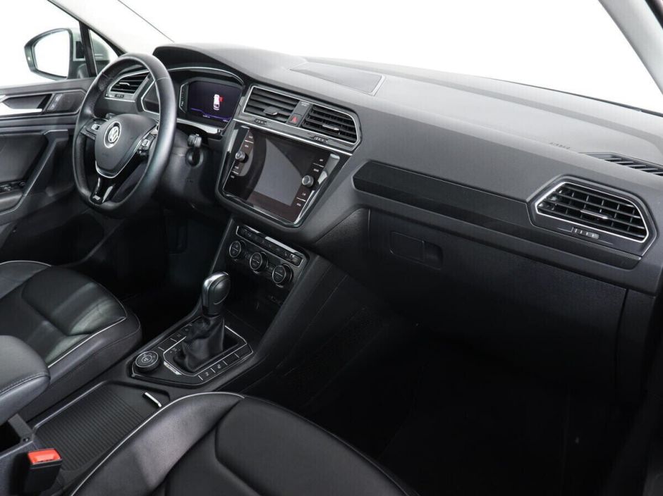 Volkswagen Tiguan 2.0 РКПП, 2017, 73 000 км фото 8