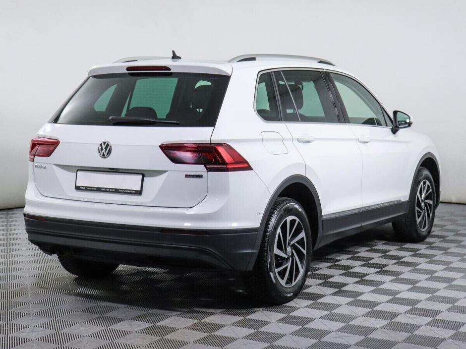 Volkswagen Tiguan 2.0 РКПП, 2016, 95 000 км фото 2
