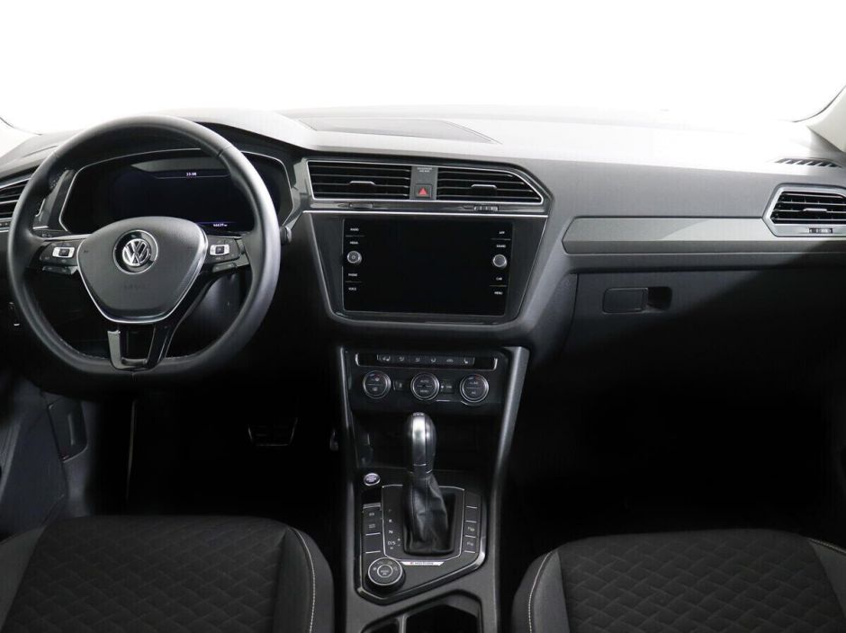 Volkswagen Tiguan 2.0 РКПП, 2016, 95 000 км фото 6