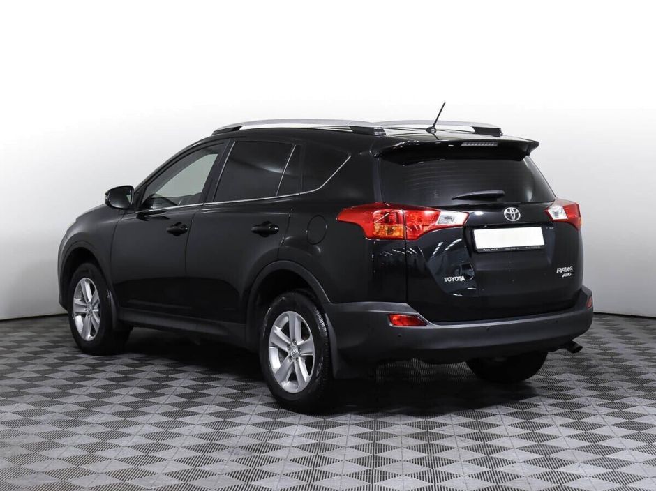 Toyota RAV4 2.2 АКПП, 2014, 121 000 км фото 4