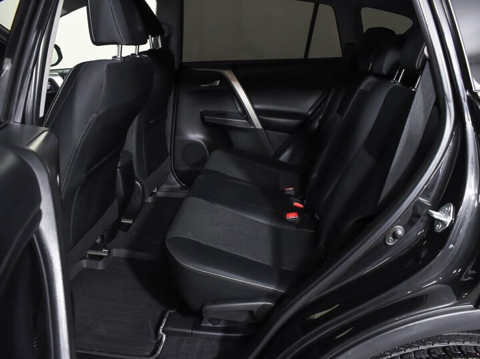 Toyota RAV4 2.2 АКПП, 2014, 121 000 км фото 9