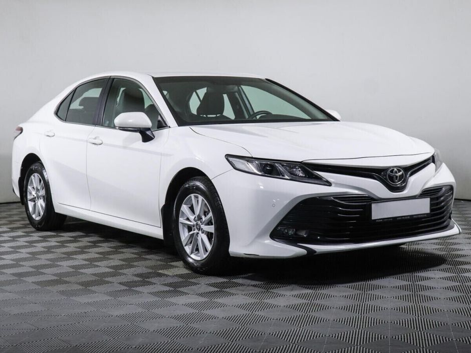 Toyota Camry 2.0 АКПП, 2018, 66 000 км фото 3