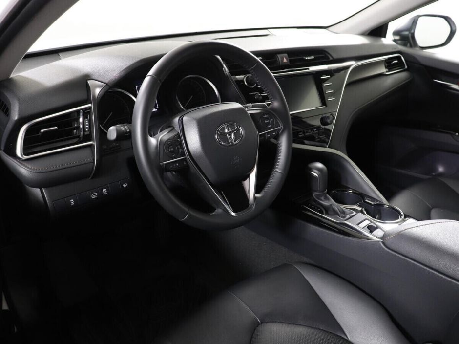 Toyota Camry 2.0 АКПП, 2018, 66 000 км фото 5