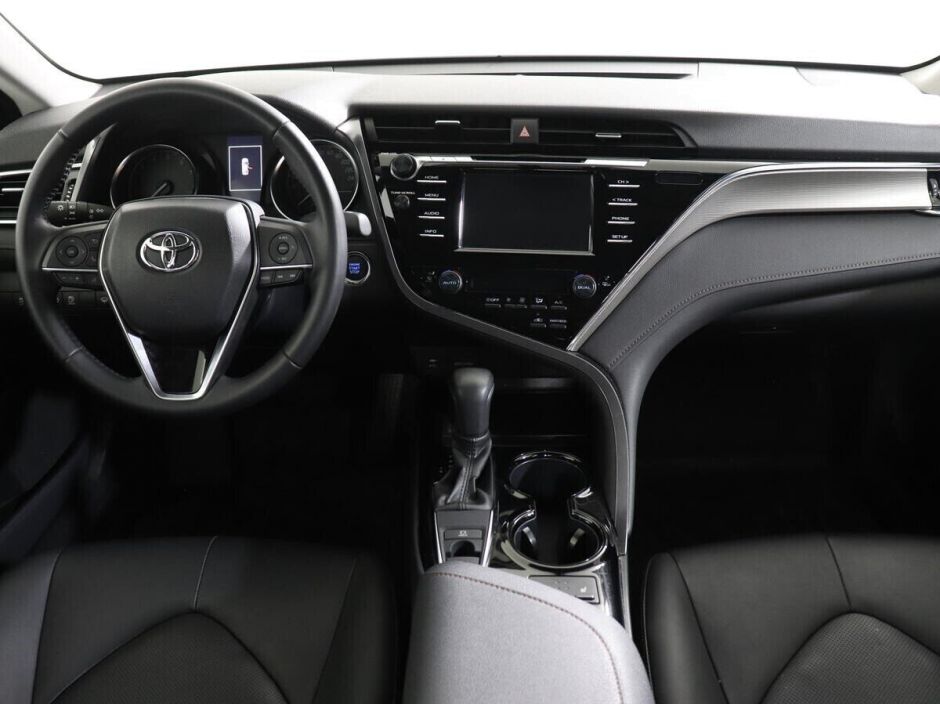 Toyota Camry 2.0 АКПП, 2018, 66 000 км фото 6